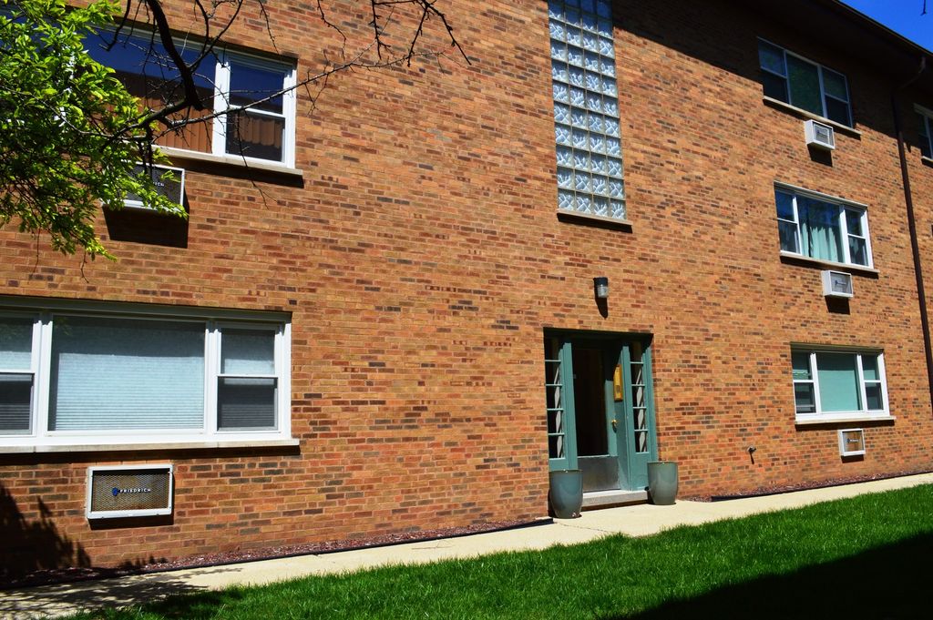 214 S Oak Park Avenue 4, Oak Park, IL 60302