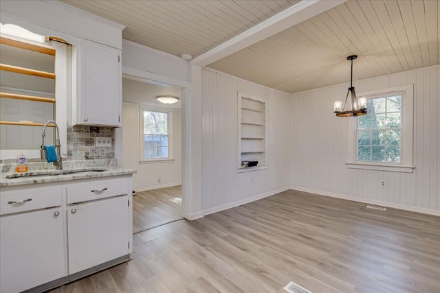 303 Columbia Avenue NW, Aiken, SC 29801