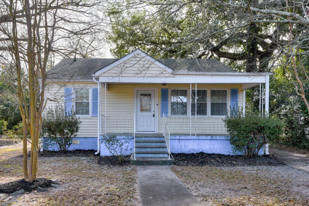 303 Columbia Avenue NW, Aiken, SC 29801