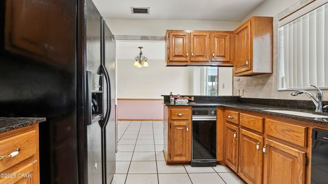 833 W Pierson Drive, Lynn Haven, FL 32444