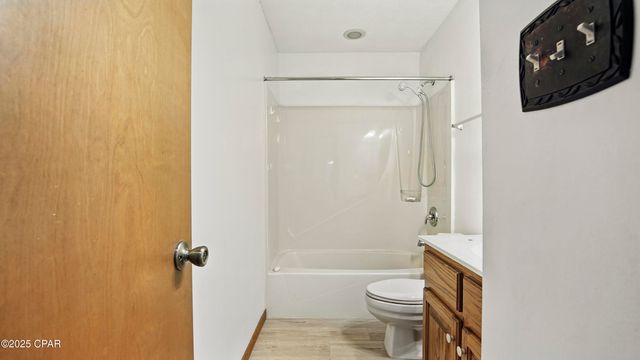 833 W Pierson Drive, Lynn Haven, FL 32444