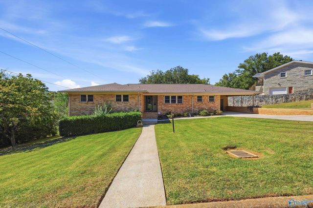 1400 Darnell Street SE, Huntsville, AL 35801