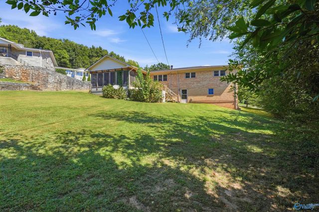 1400 Darnell Street SE, Huntsville, AL 35801