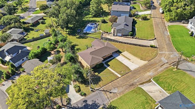 1400 Darnell Street SE, Huntsville, AL 35801
