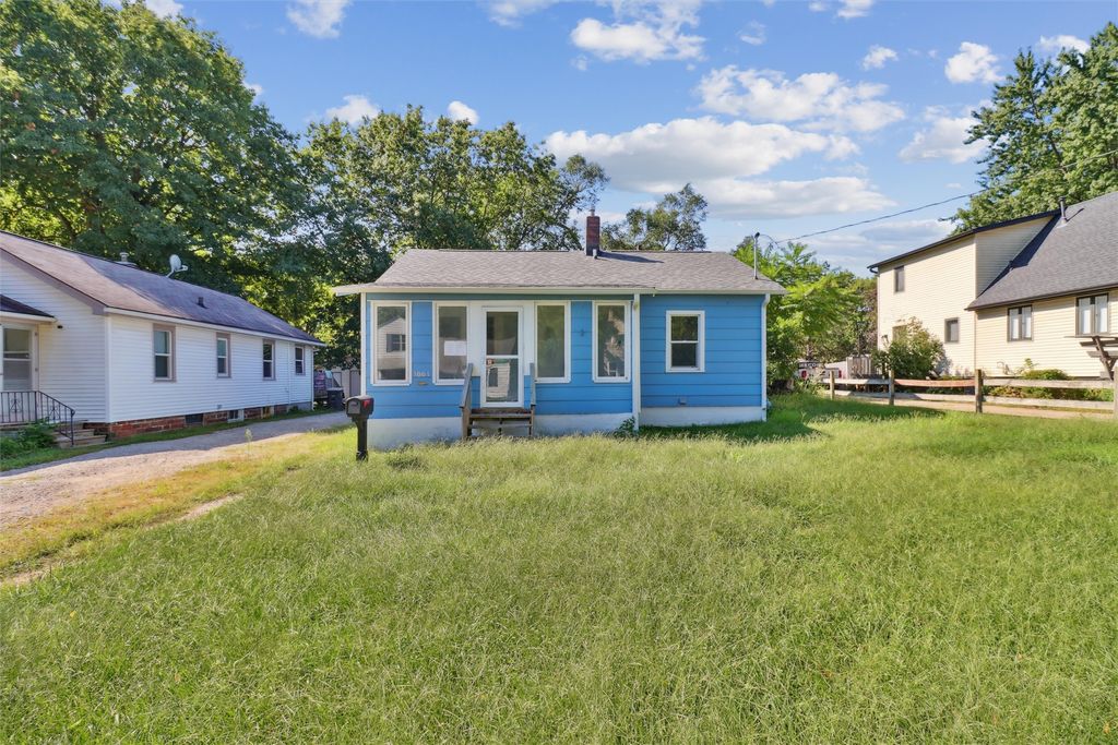 3001 E Ovid Avenue, Des Moines, IA 50317