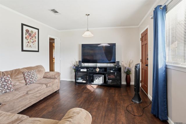 9933 Coronado Dr, Baton Rouge, LA 70815