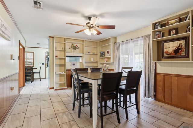 9933 Coronado Dr, Baton Rouge, LA 70815