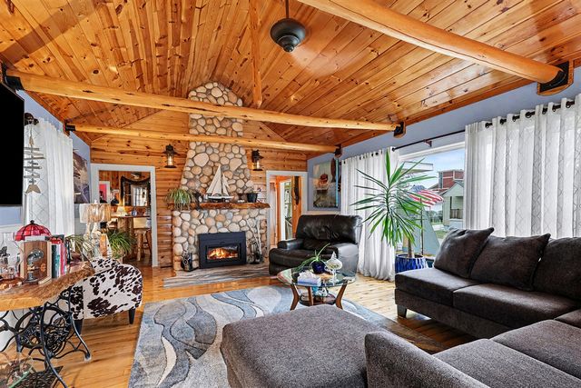 1835 Edgewater Street, Muskegon, MI 49441