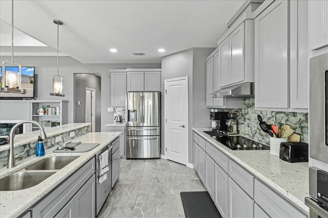 7958 Snake River Dr, Corpus Christi, TX 78414