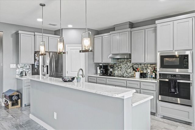 7958 Snake River Dr, Corpus Christi, TX 78414