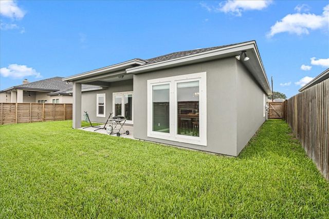 7958 Snake River Dr, Corpus Christi, TX 78414