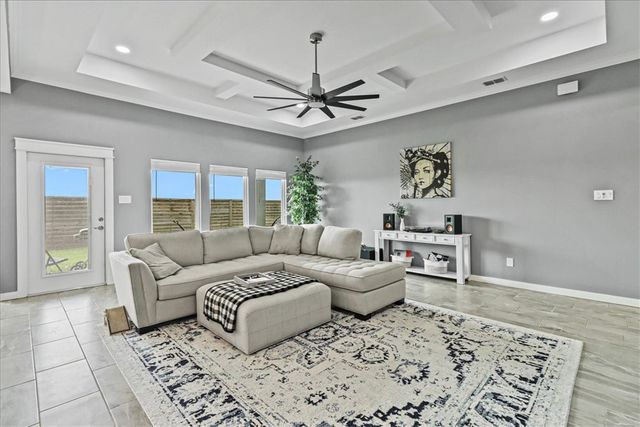 7958 Snake River Dr, Corpus Christi, TX 78414