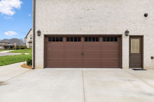 626 Reichert Ct, Murfreesboro, TN 37130
