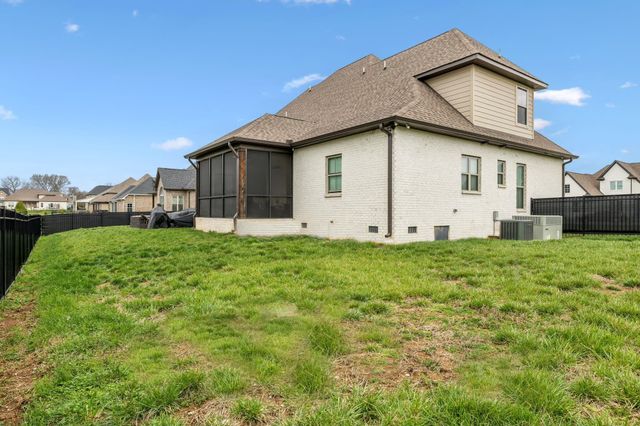 626 Reichert Ct, Murfreesboro, TN 37130