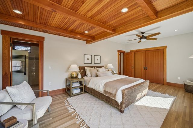 3833 3833 Lakeshore Ave, Oakland, CA 94610