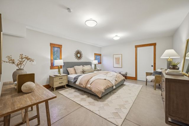 3833 3833 Lakeshore Ave, Oakland, CA 94610