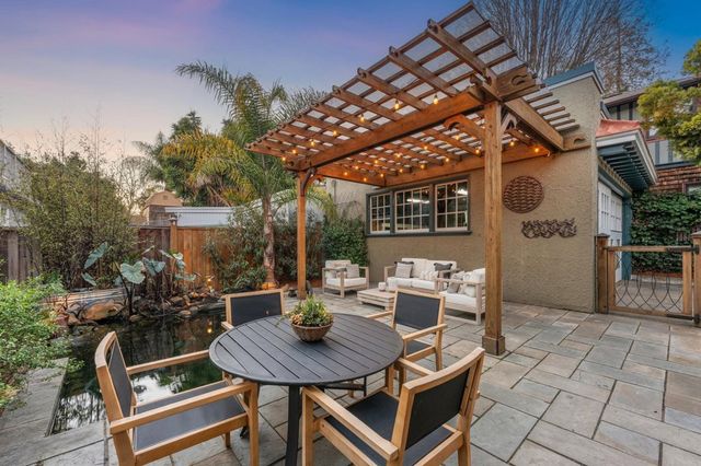 3833 3833 Lakeshore Ave, Oakland, CA 94610