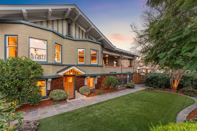 3833 3833 Lakeshore Ave, Oakland, CA 94610