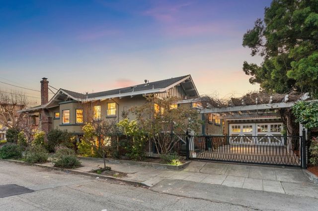 3833 3833 Lakeshore Ave, Oakland, CA 94610