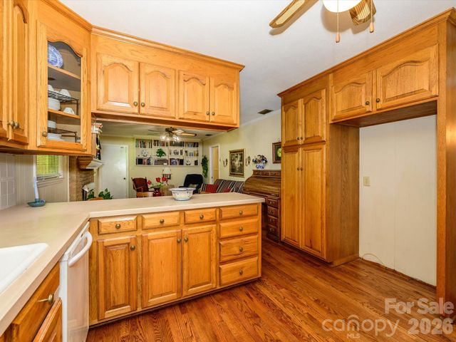 3712 Brookwood Road, Charlotte, NC 28215