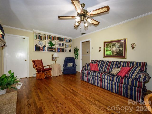 3712 Brookwood Road, Charlotte, NC 28215