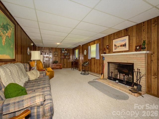 3712 Brookwood Road, Charlotte, NC 28215