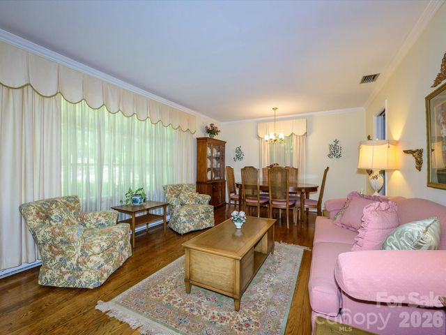 3712 Brookwood Road, Charlotte, NC 28215