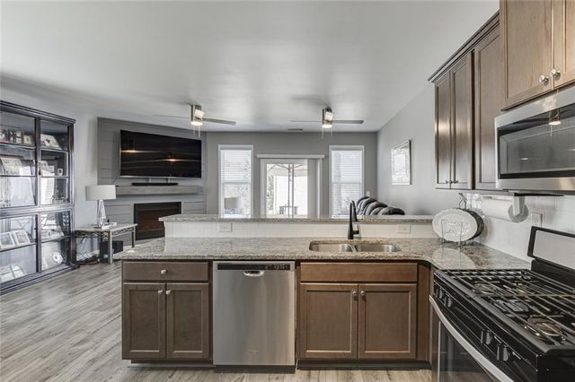 4694 Beacon Ridge Lane, Flowery Branch, GA 30542
