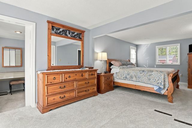 6 Ashdale Drive, Billerica, MA 01862