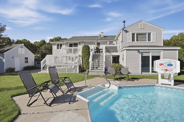 6 Ashdale Drive, Billerica, MA 01862