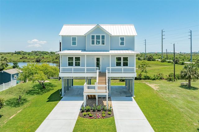3611 W Jean St, Galveston, TX 77554