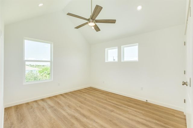 3611 W Jean St, Galveston, TX 77554