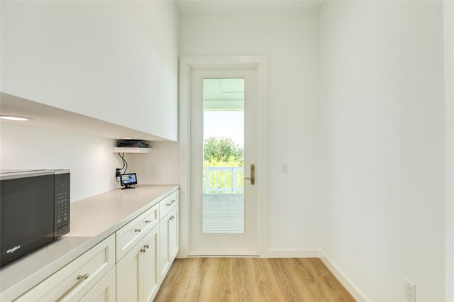 3611 W Jean St, Galveston, TX 77554