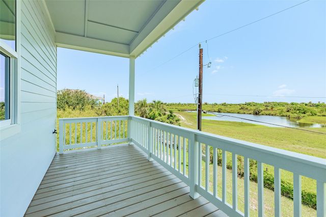 3611 W Jean St, Galveston, TX 77554