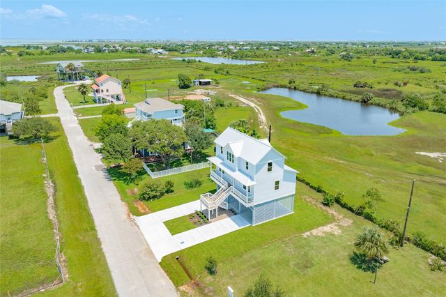 3611 W Jean St, Galveston, TX 77554