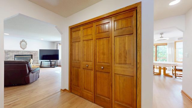 4310 56th Street Lane NW, Rochester, MN 55901
