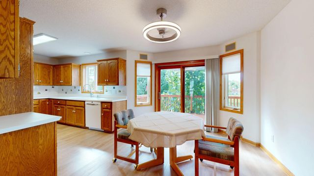 4310 56th Street Lane NW, Rochester, MN 55901