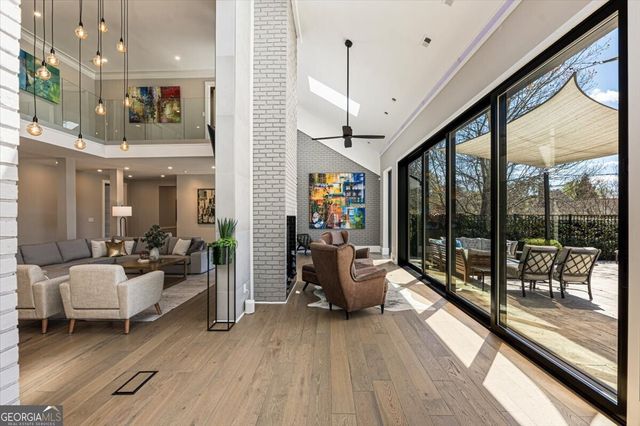 205 Slaton Circle, Roswell, GA 30075