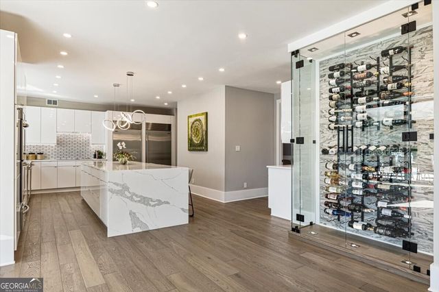 205 Slaton Circle, Roswell, GA 30075