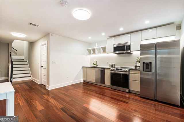 205 Slaton Circle, Roswell, GA 30075