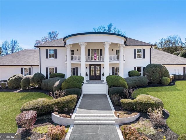 205 Slaton Circle, Roswell, GA 30075