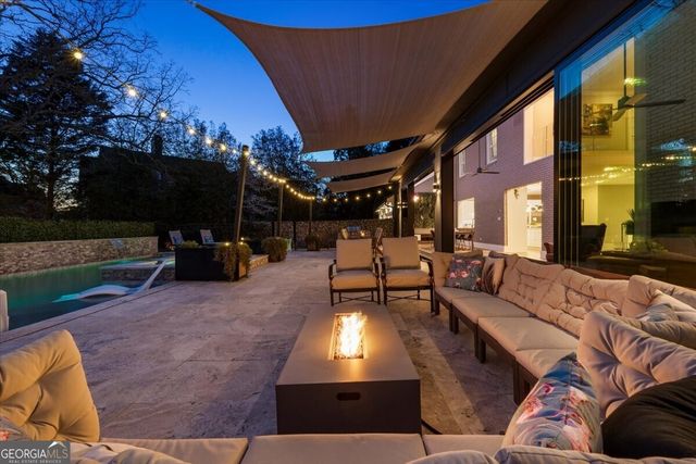 205 Slaton Circle, Roswell, GA 30075