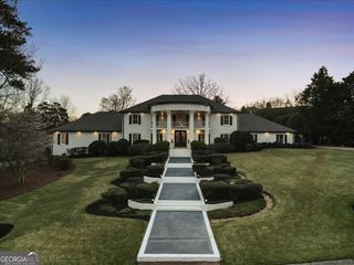 205 Slaton Circle, Roswell, GA 30075