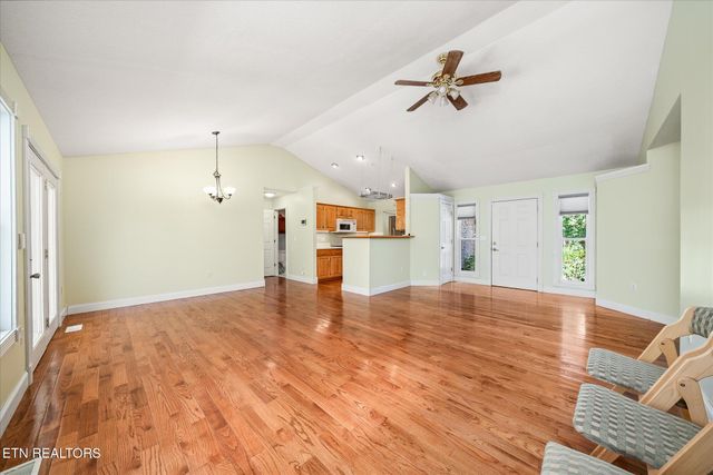 3100 Crow Drive, Crossville, TN 38572