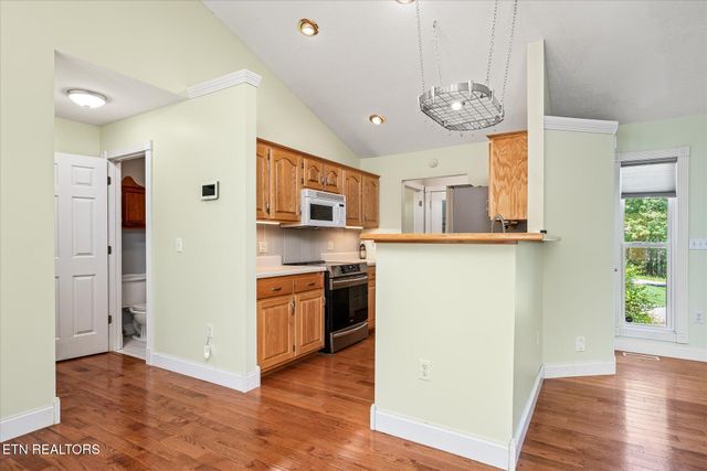 3100 Crow Drive, Crossville, TN 38572