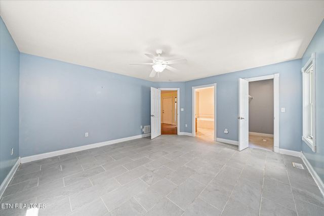 3100 Crow Drive, Crossville, TN 38572