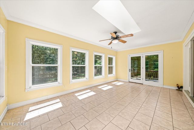 3100 Crow Drive, Crossville, TN 38572