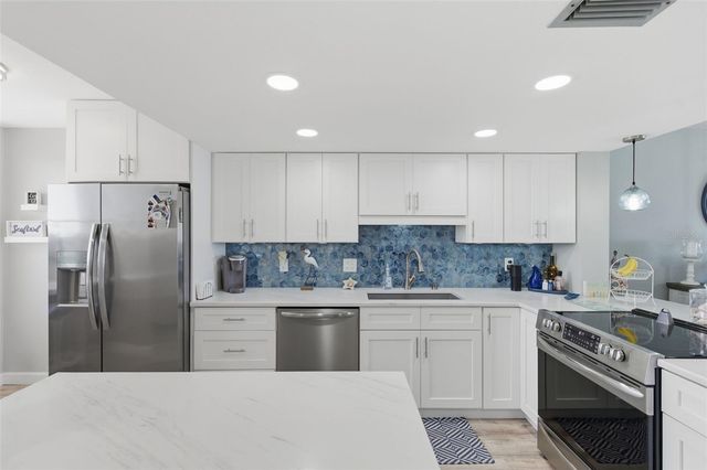 9425 BLIND PASS ROAD 903, St Pete Beach, FL 33706