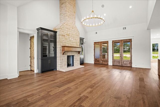8111 Brandt Road, Burton, TX 77835
