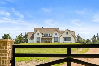 8111 Brandt Road, Burton, TX 77835